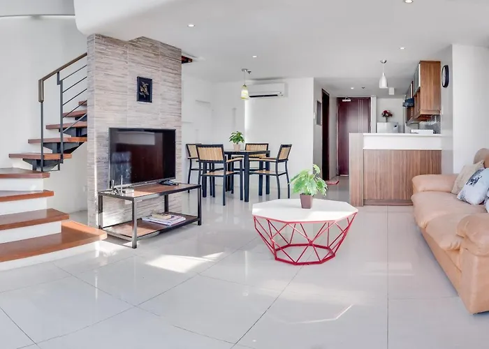 2 Bedroom Loft With Panoramic View Of